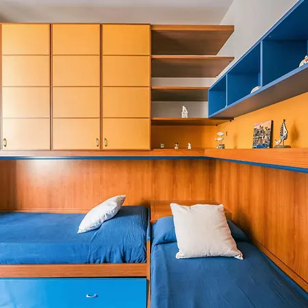 I Tre Delfini - In Centro Διαμέρισμα Vico Equense