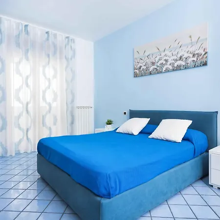 I Tre Delfini - In Centro Apartment Vico Equense