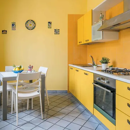 Apartment I Tre Delfini - In Centro Vico Equense